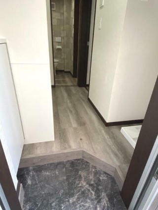 エトレ大和の玄関写真