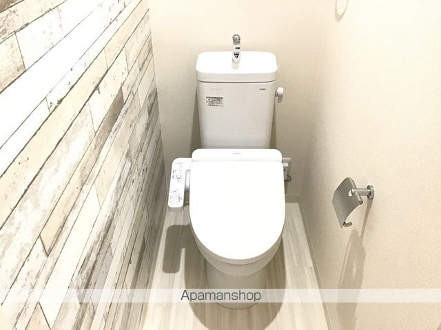 京阪本線 西三荘駅 徒歩7分 3階建 築5年のトイレ写真