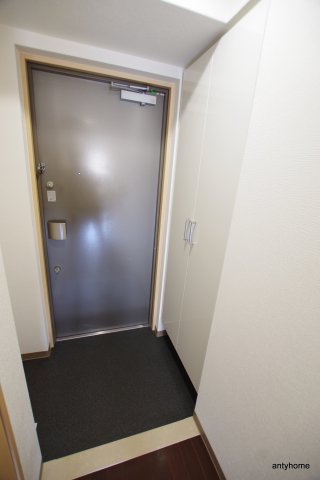 ＪＲ大阪環状線 京橋駅 徒歩8分 10階建 築18年の玄関写真