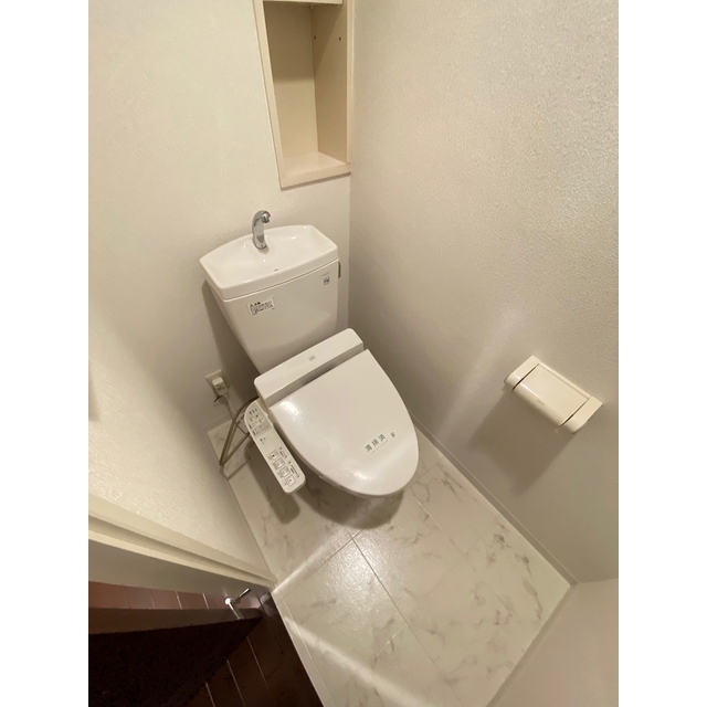 ラクレイス平尾ステーションのトイレ写真
