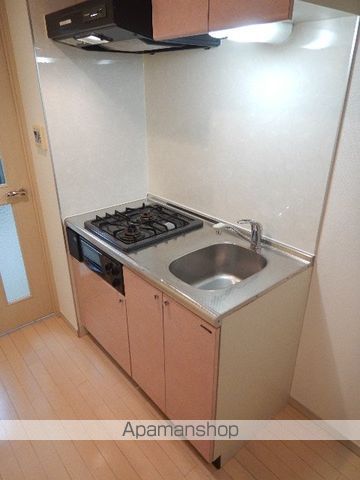 都営浅草線 日本橋駅 徒歩2分 10階建 築23年のキッチン写真