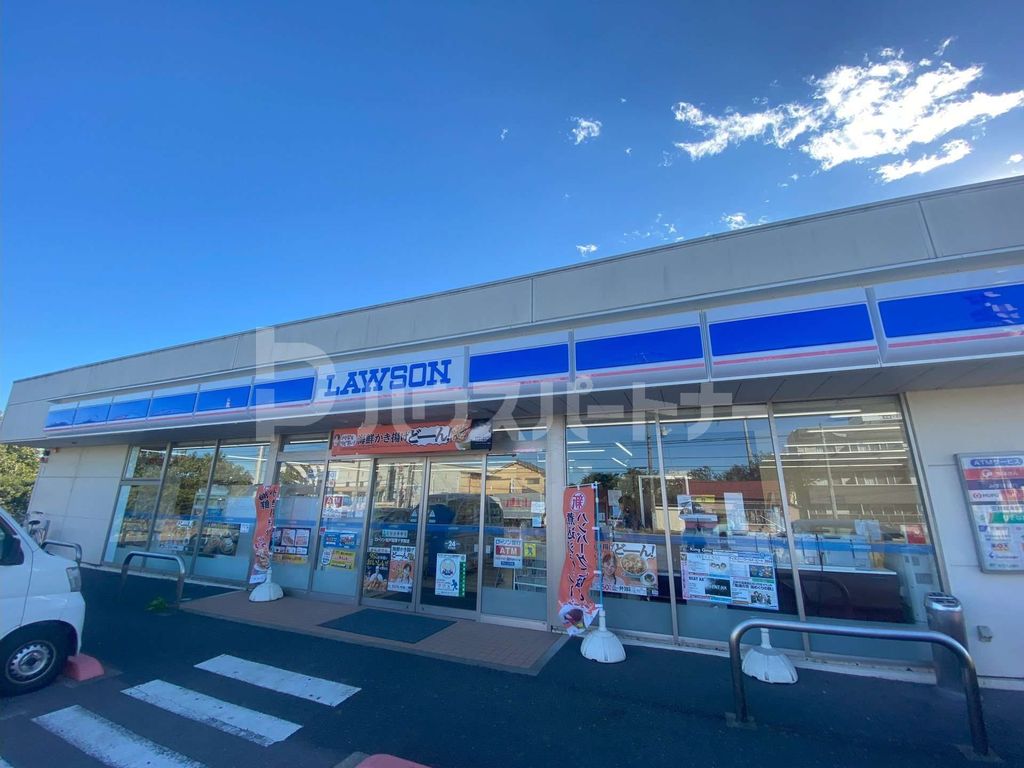 コンビニ　ローソン松戸高塚十字路店（コンビニ）まで40m