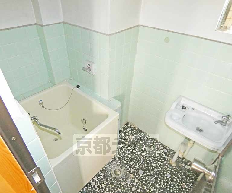 バス・シャワールーム　お風呂です