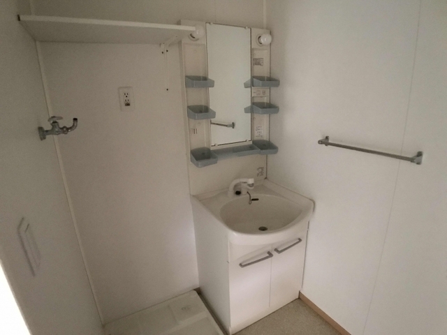 洗面設備　洗髪洗面化粧台