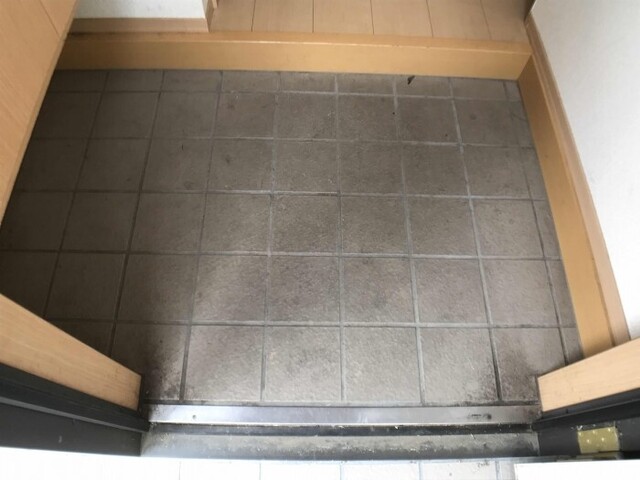 玄関　玄関入り口