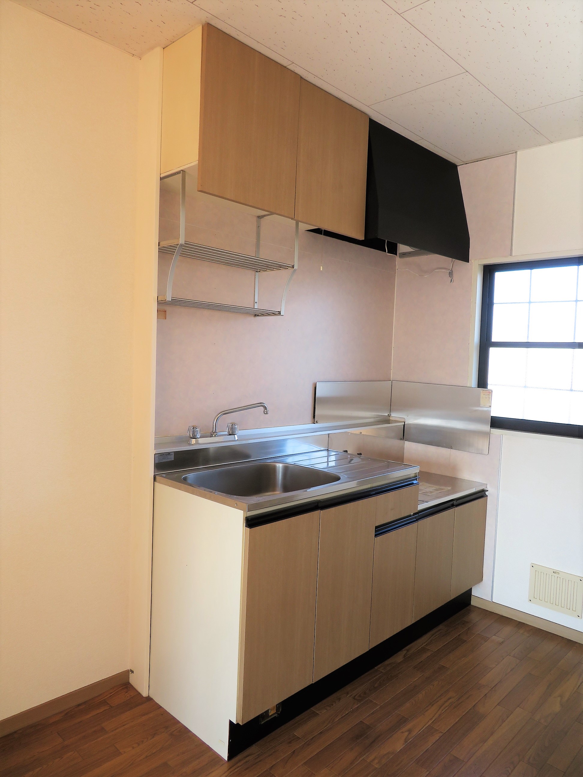 キッチン　独立型キッチンです！ガスコンロ対応です！