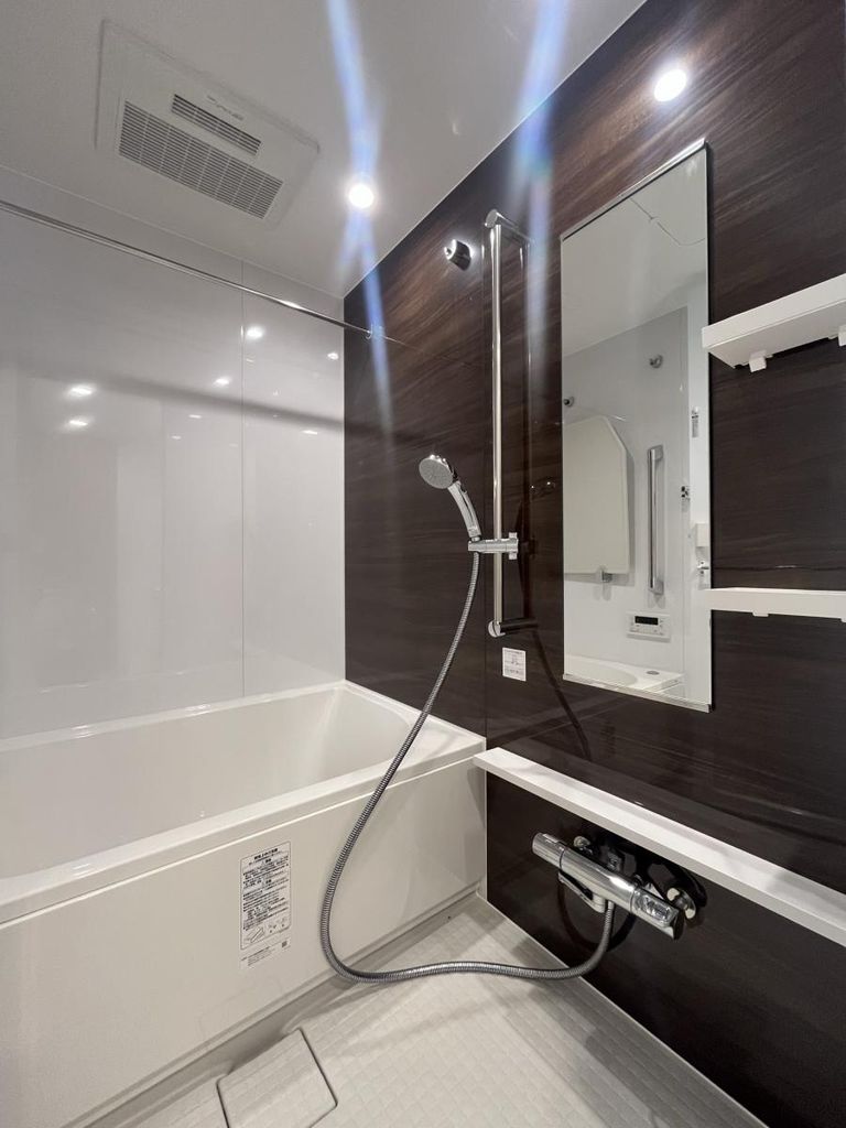 バス・シャワールーム　バス