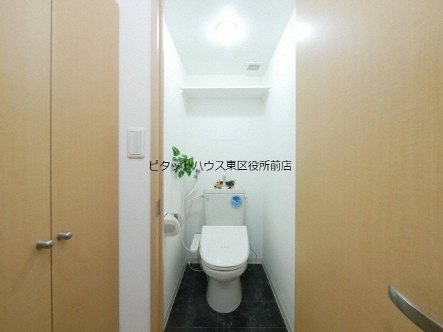 【札幌市豊平区平岸三条のマンションのトイレ】