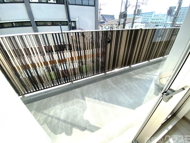 バルコニー　バルコニーはこちらです。