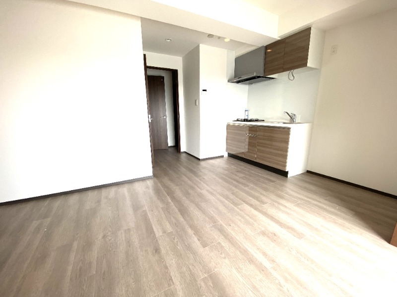 居室・リビング　清潔感いっぱいですね！