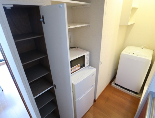 玄関　収納もある玄関です