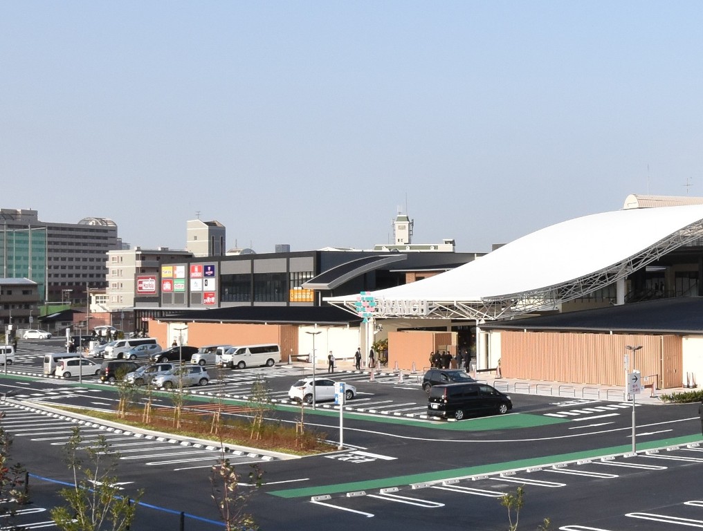 ショッピングセンター　ブランチ福岡下原（ショッピングセンター）まで600m