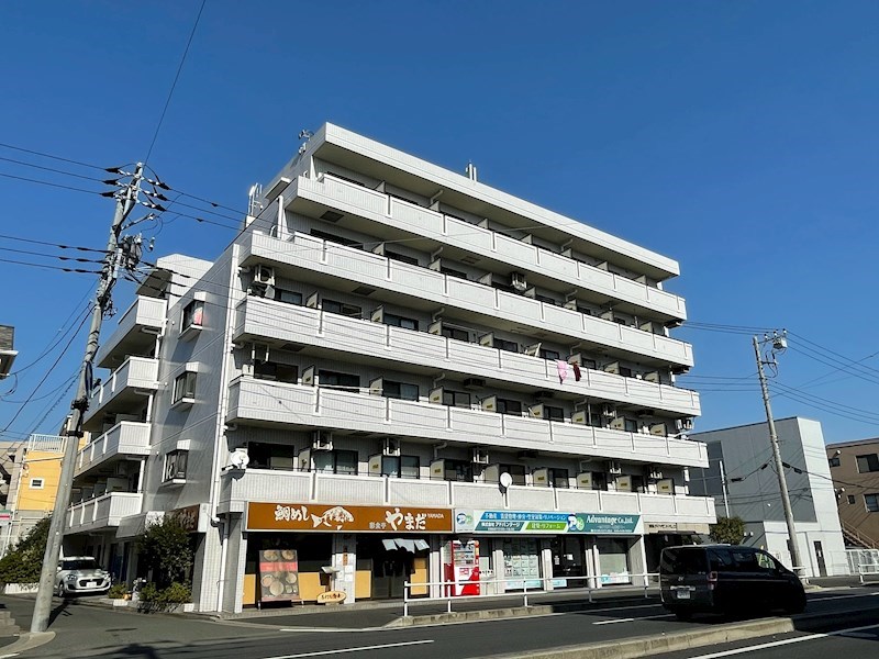 横浜市港北区高田東のマンションの建物外観