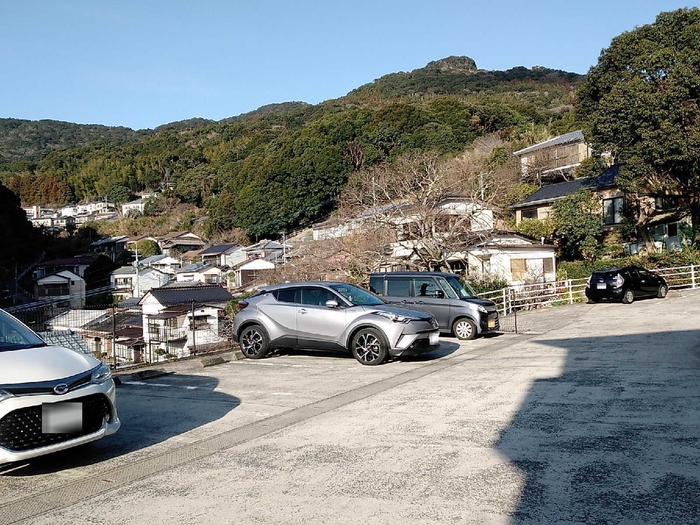 アレーゼ横尾の駐車場