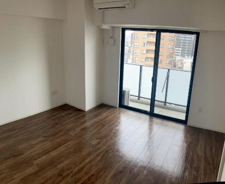 居室・リビング　室内