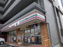 コンビニ　セブンイレブン呉中央6丁目店（コンビニ）まで107m