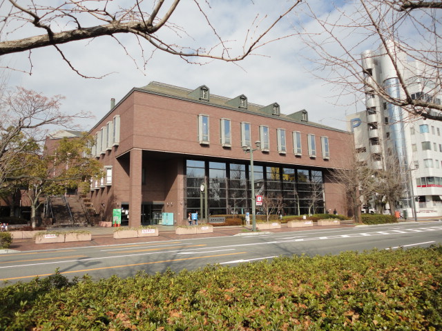 図書館　呉市中央図書館（図書館）まで959m