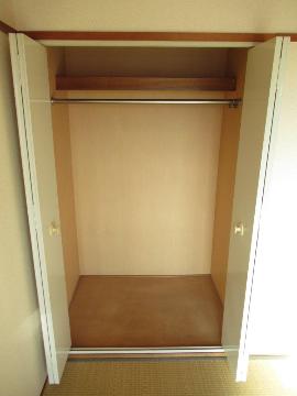 ツイン88（N棟、S棟）　収納　収納