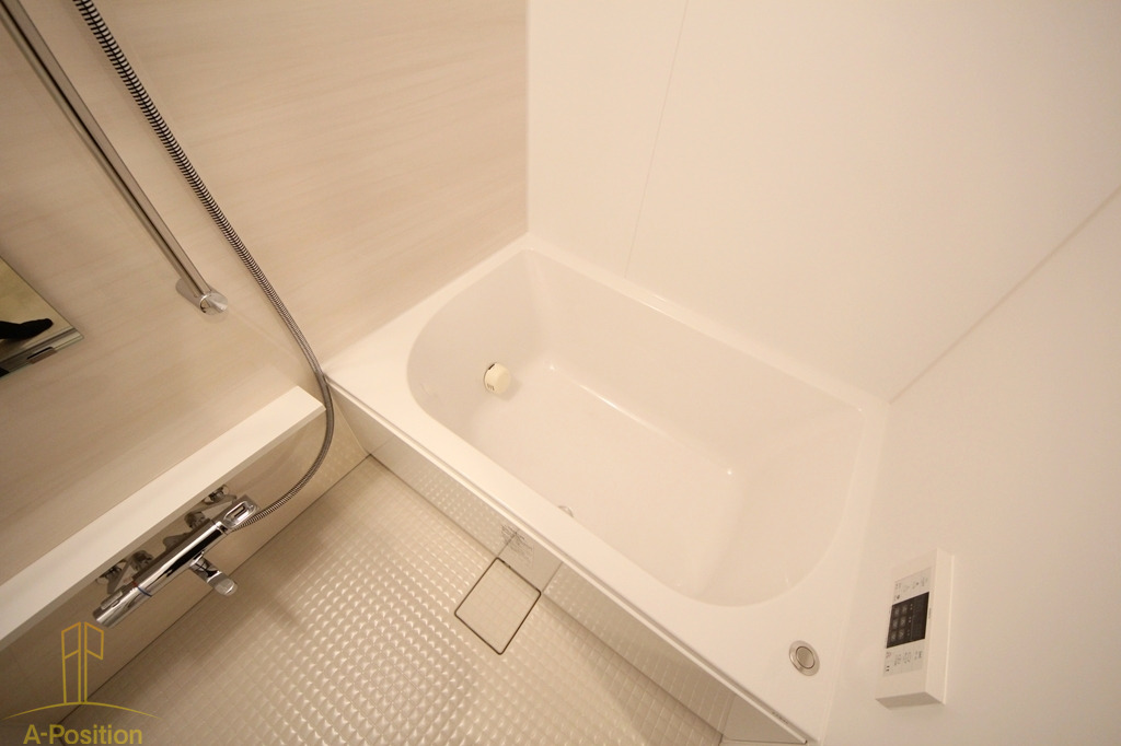 バス・シャワールーム　Wave on Horie Tower