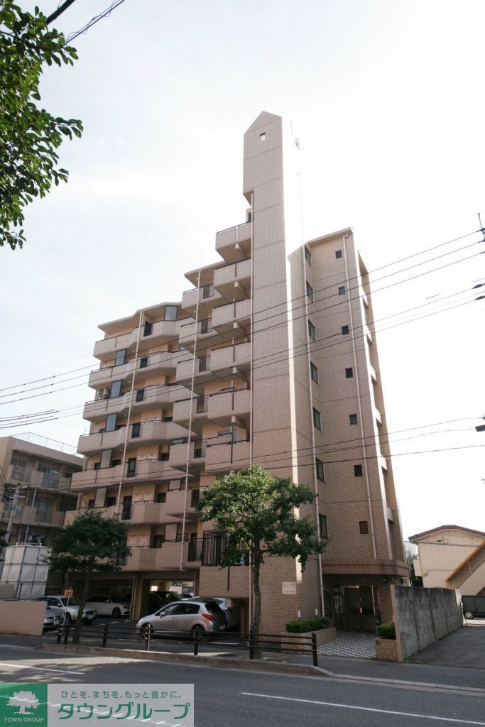 福岡市中央区鳥飼のマンションの建物外観