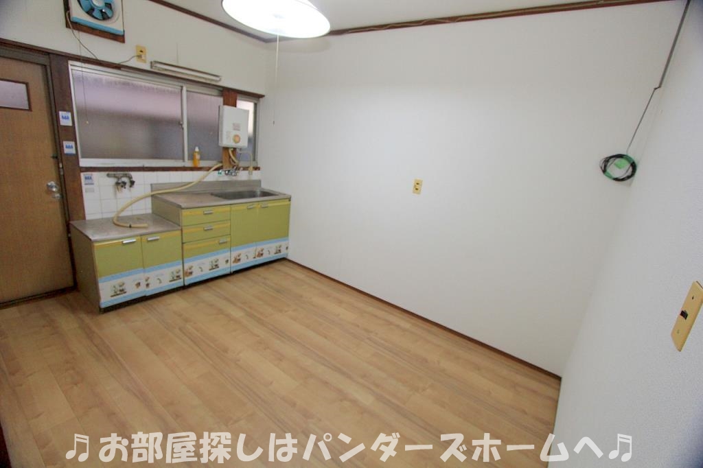 楠葉並木1丁目貸家の居間写真