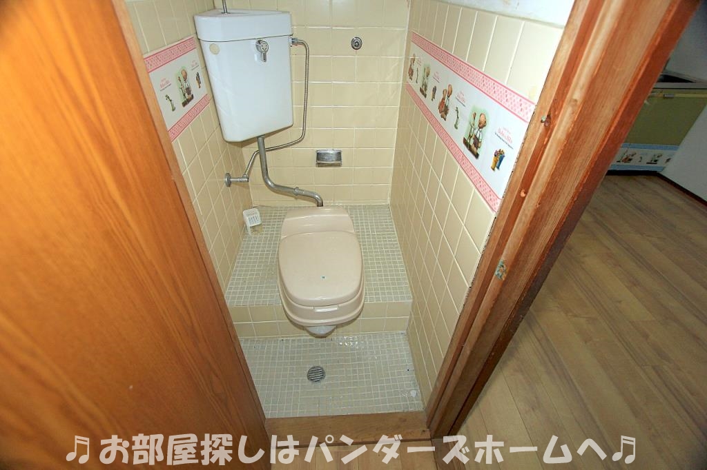 楠葉並木1丁目貸家のトイレ写真