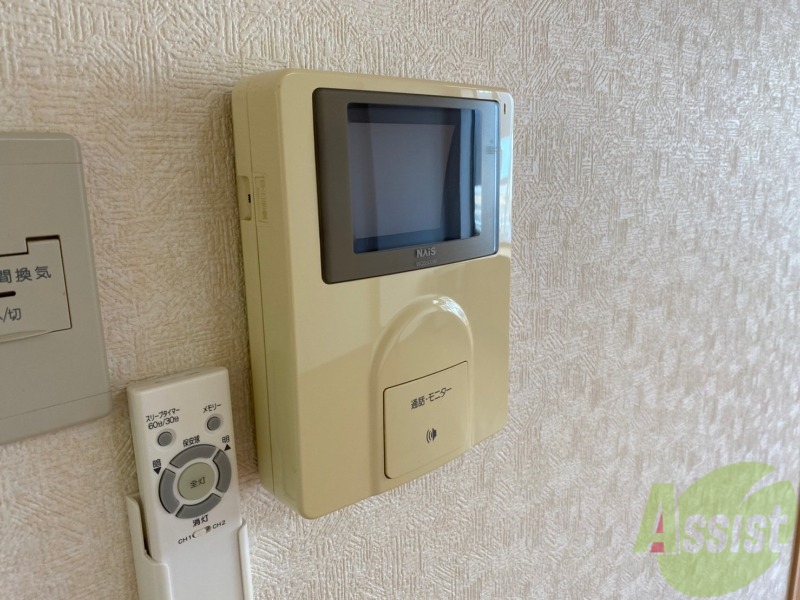 セキュリティ　ＴＶモニター付インターホンです。来客者の顔が見えるので安心！