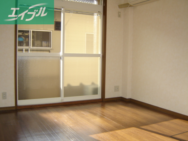 居室・リビング　洋室