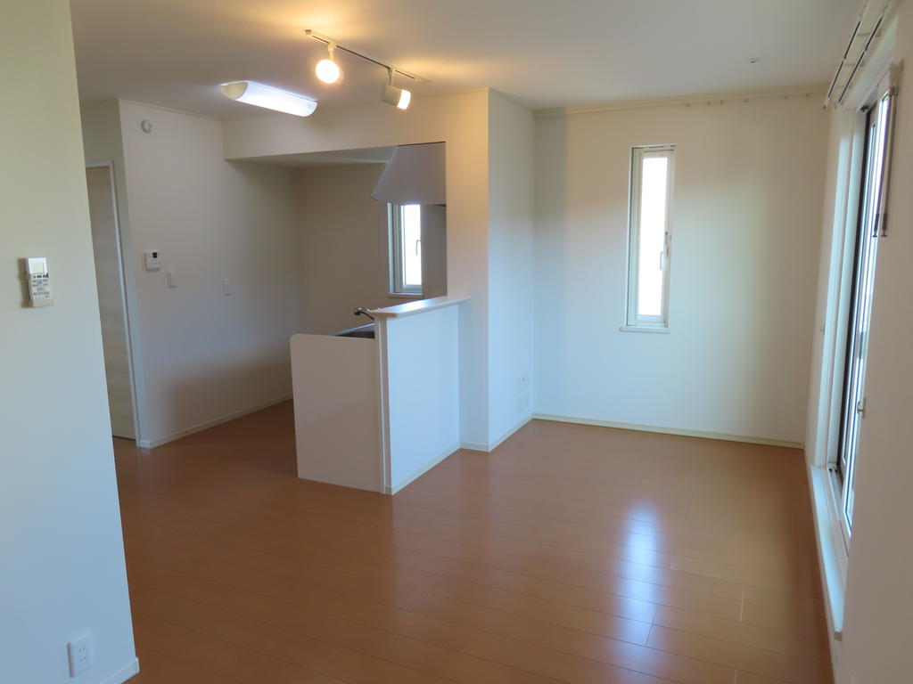 居室・リビング　※写真・動画・パノラマは同物件別部屋のものです。