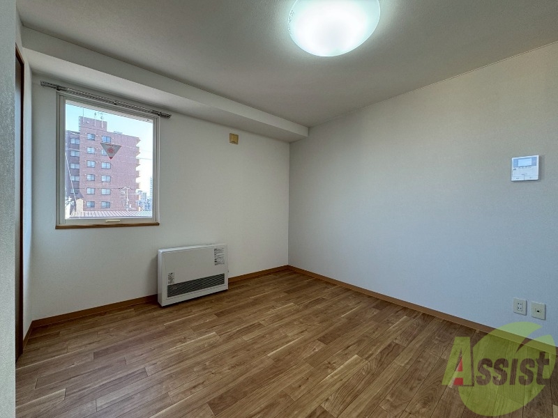 その他部屋・スペース　寝室です。部屋をどう使うかはあなた次第です！