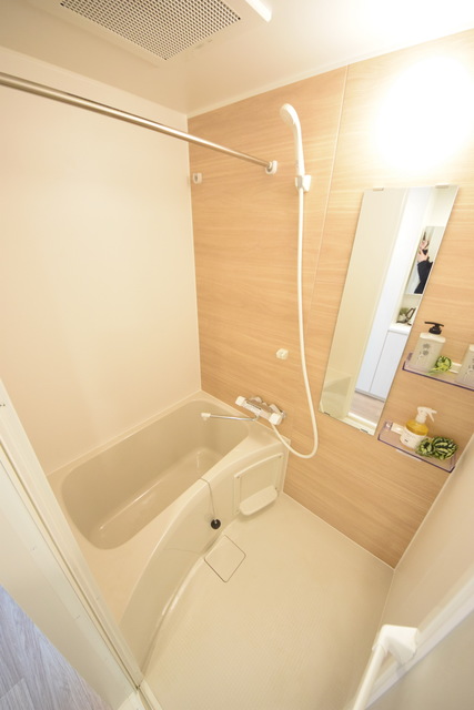 バス・シャワールーム　～１日の疲れを流しましょう～