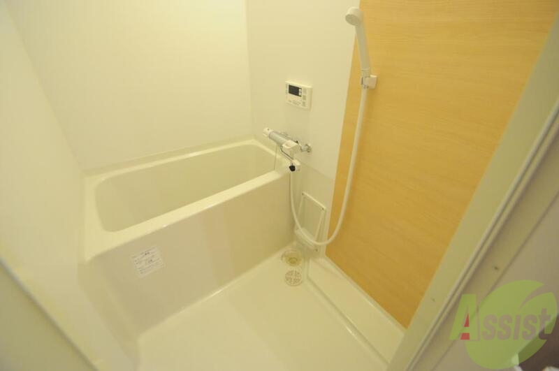 バス・シャワールーム　高温差し湯の付いたお風呂です