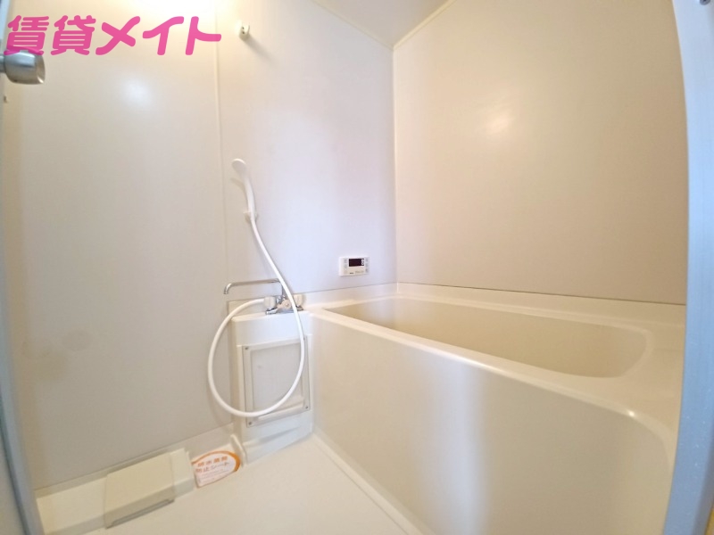 バス・シャワールーム　追い焚き機能付き