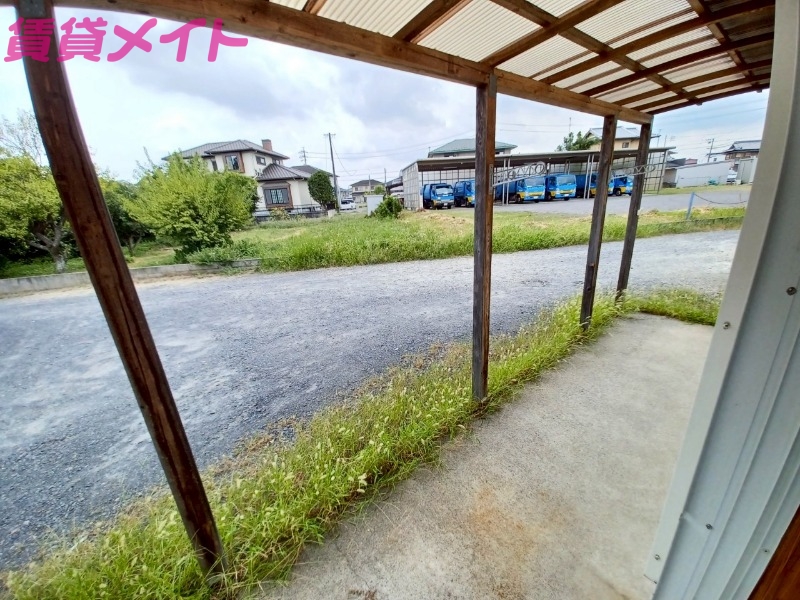 バルコニー　内覧可