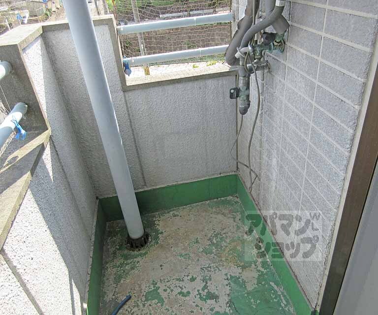 バルコニー　バルコニーに洗濯機置けます