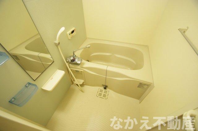 バス・シャワールーム　お風呂で日々の疲れを落としましょう