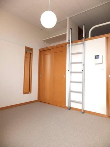 居室・リビング　洋室