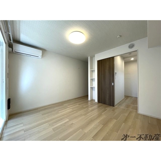 建物外観　洋室