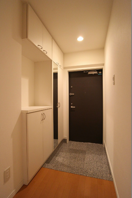 玄関　シューズBOXも大きく、ゆったりした玄関です。