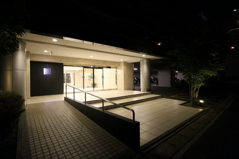 エントランス　分譲マンション・高級ホテルかのようなエントランスです。