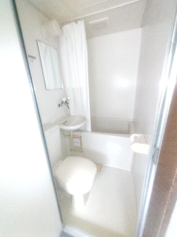 バス・シャワールーム　浴室・トイレ