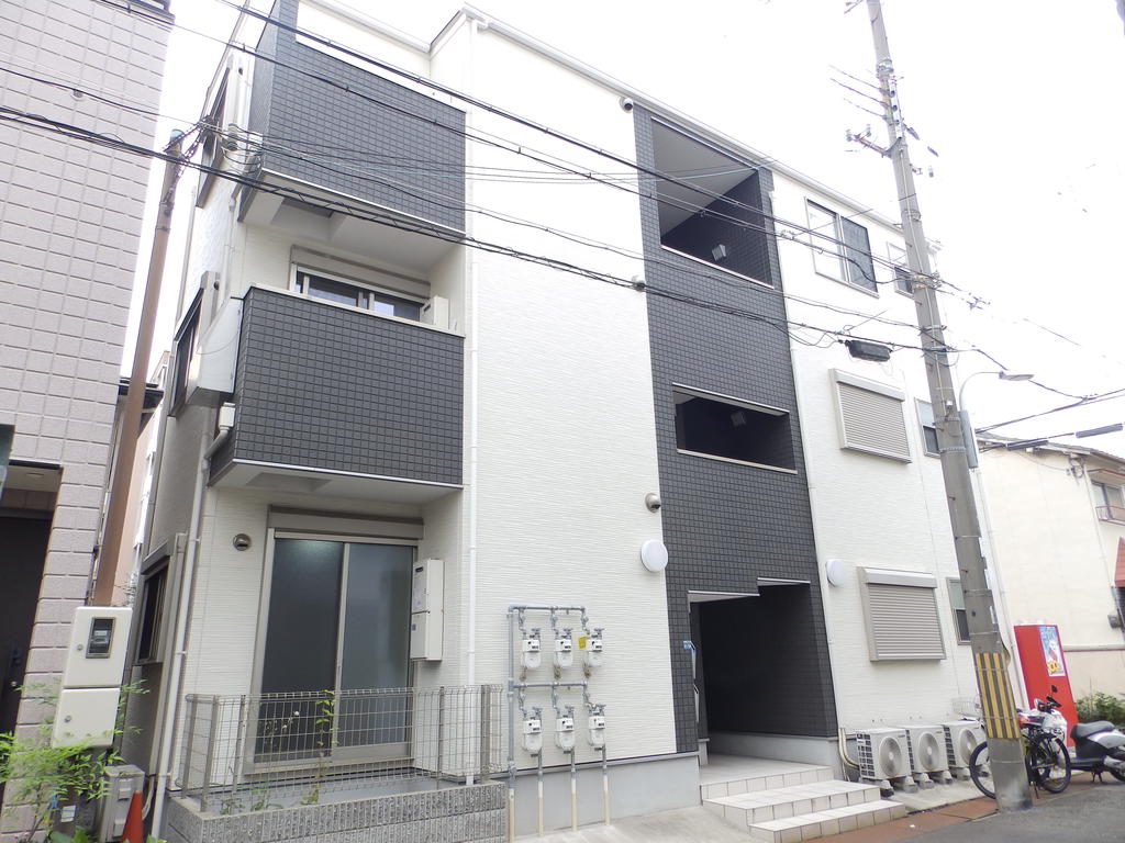 建物外観　2016年築