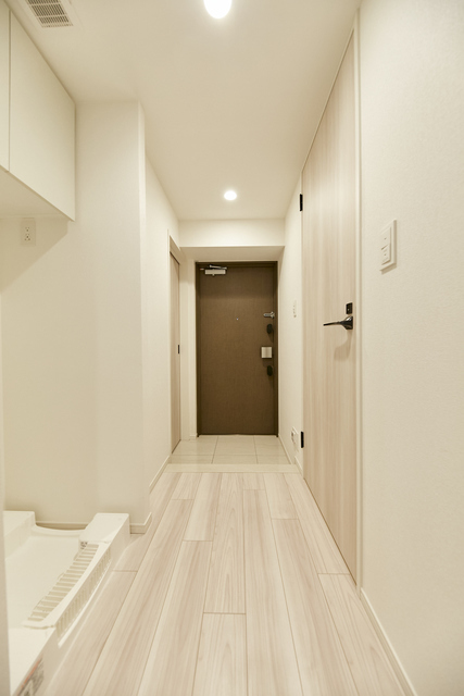 玄関　※写真は同タイプ住戸です。