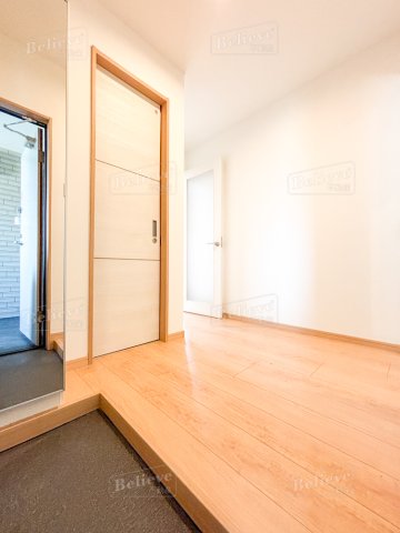 玄関　シューズボックス付きの玄関☆