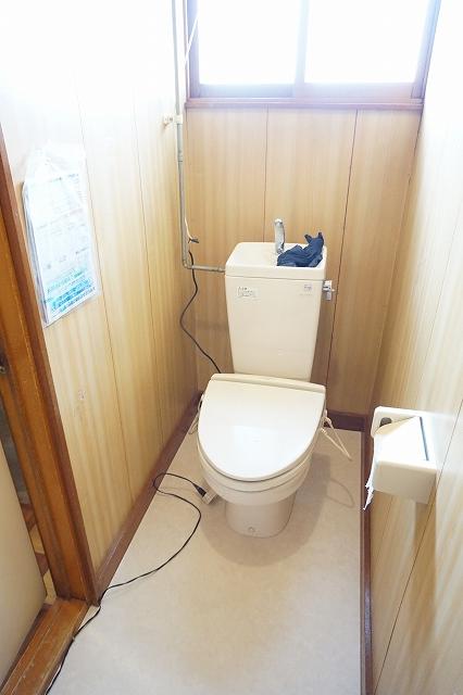 トイレ　トイレ