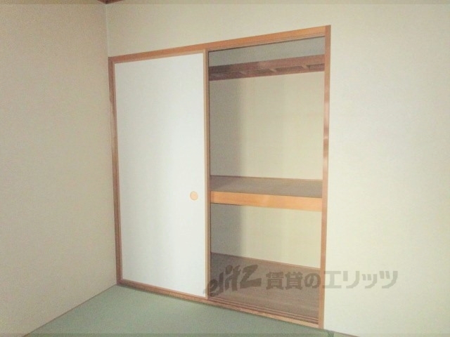 収納　和室収納