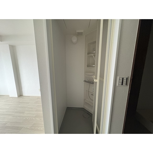 バス・シャワールーム　シャワールーム