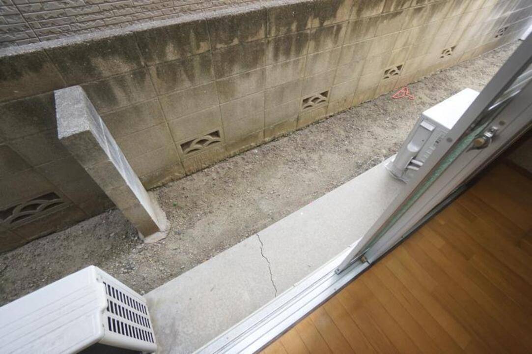 バルコニー　バルコニー