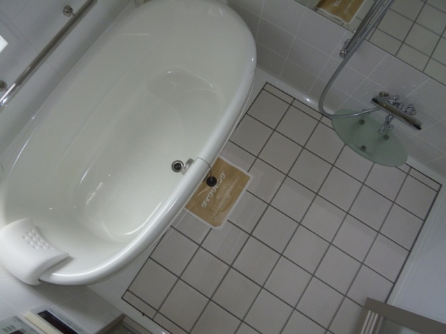 バス・シャワールーム　おしゃれなバスタブです
