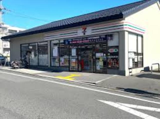 コンビニ　セブンイレブン京都鷹峯藤林店（コンビニ）まで1106m